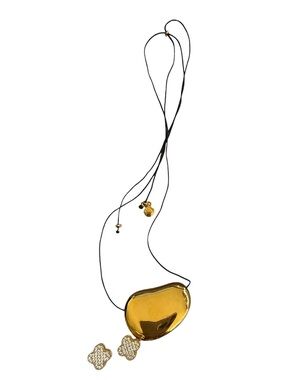 $162 Golden Bundle Bean necklace and 2 SIDED  Clover earrings pave and onyx
